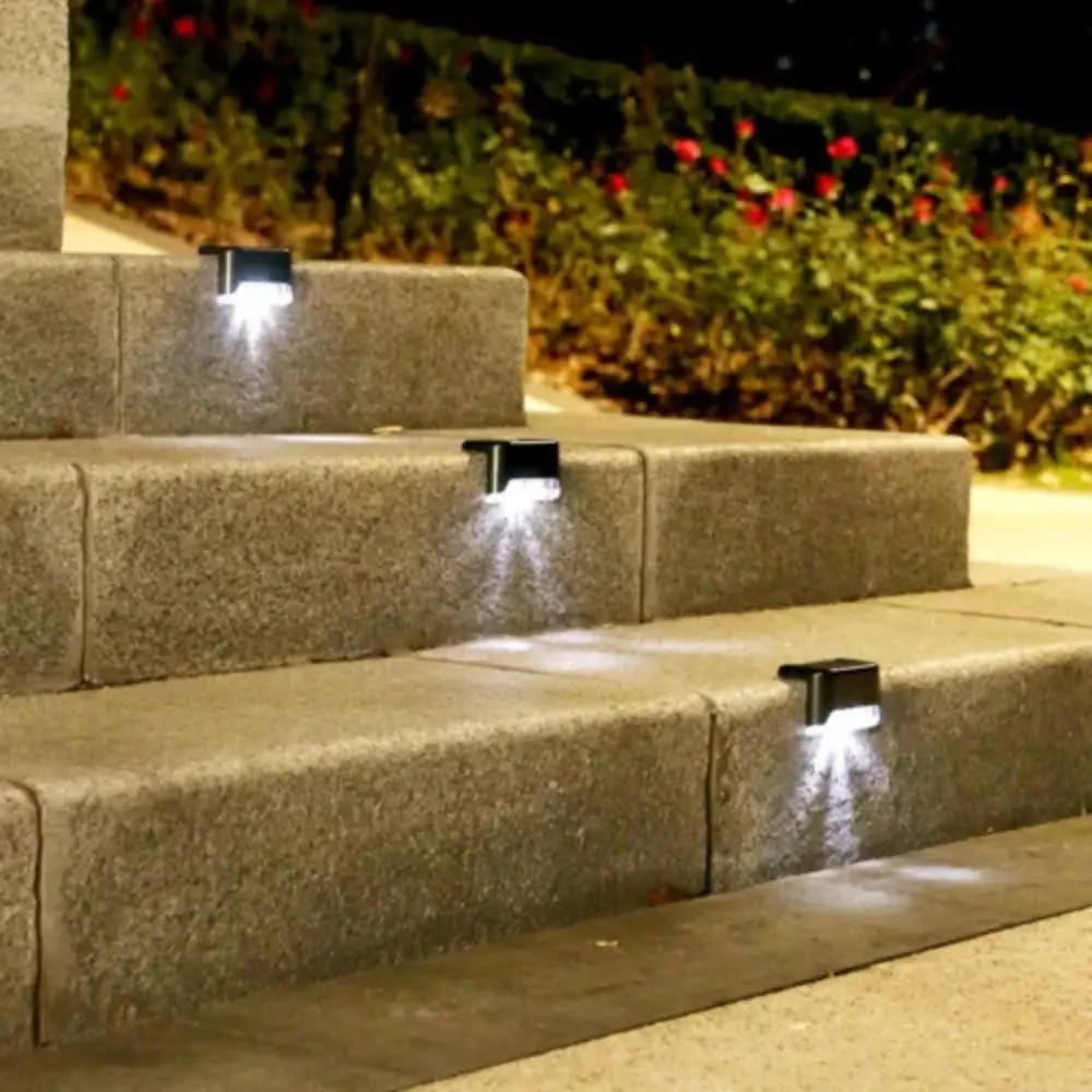 Kit x4 Lámparas LED Solares para Jardín y Exteriores(2).webp